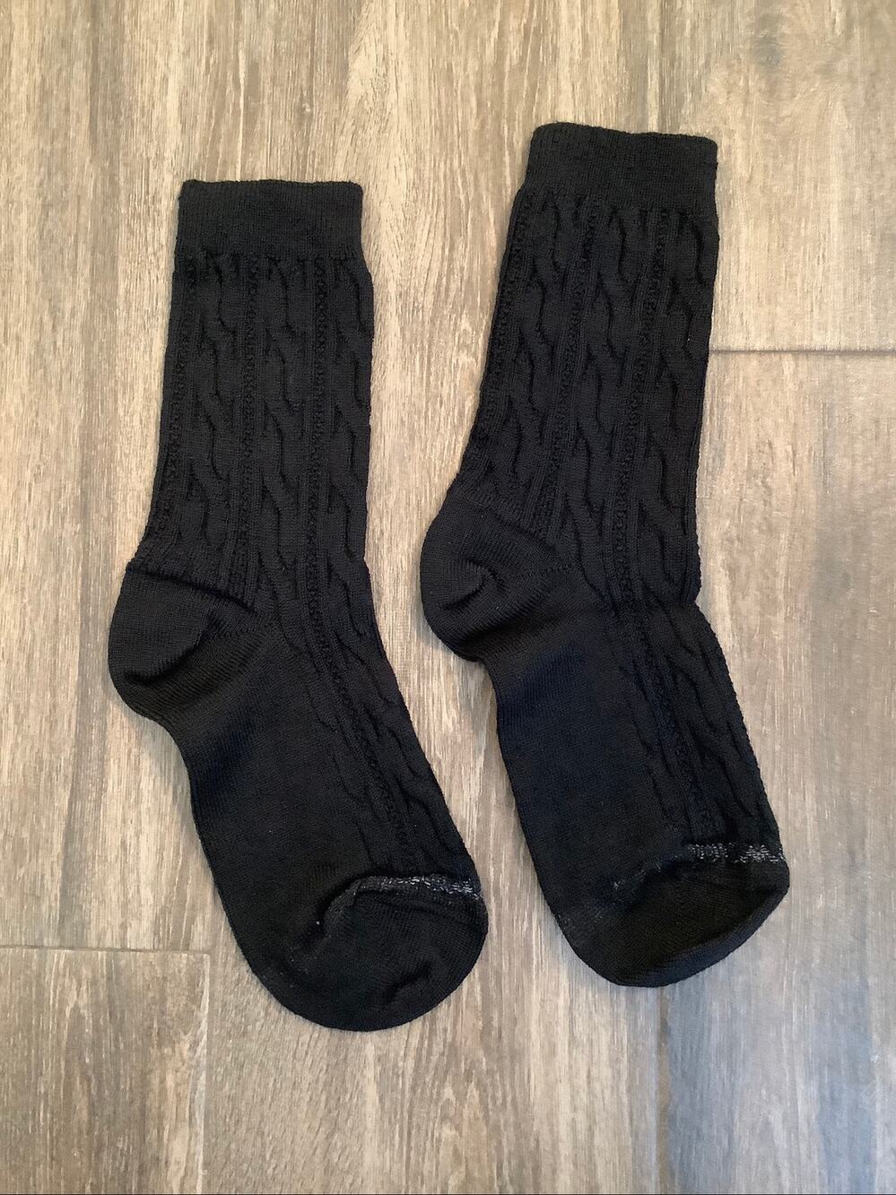 Smartwool Women's Estimated Small Black Everyday Cable Knit Crew Socks A27-3